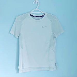 Nike Dri-Fit Mint Green Mesh Sleeved T-Shirt (Youth XS)